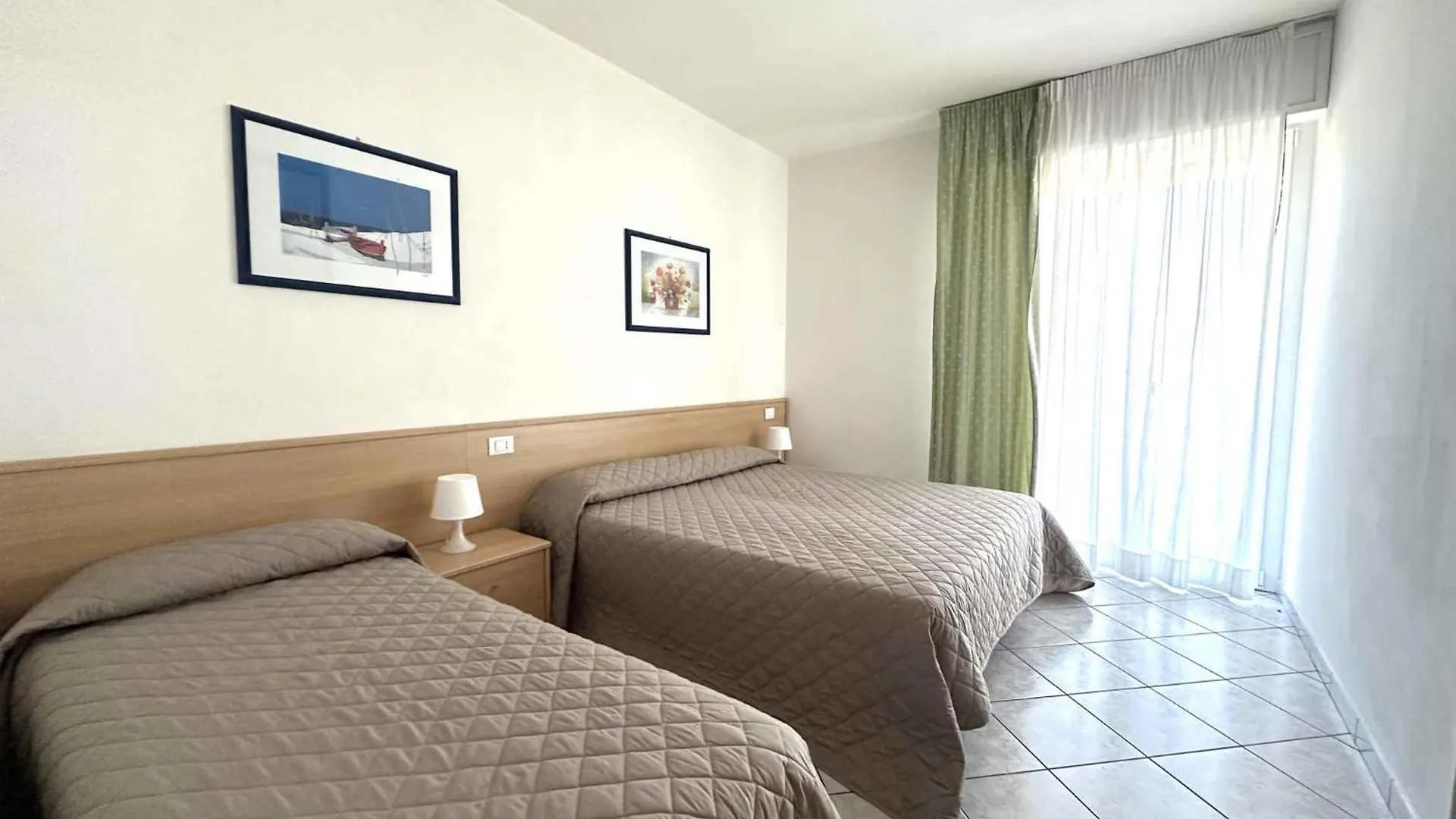 Apartment In Bibione 43483